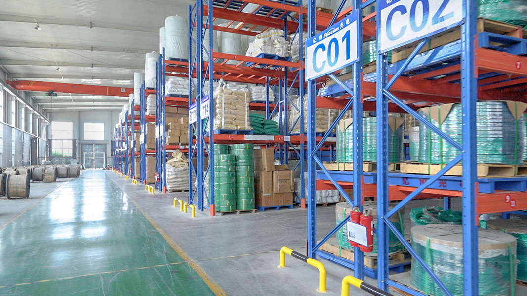 Shandong Yibo Optronics Technology Co., Ltd. üretici üretim hattı